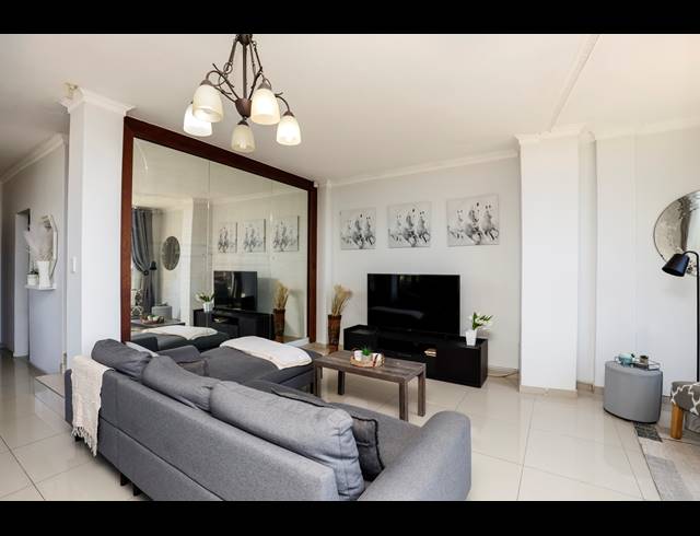 2 BEDROOM APARTMENT FOR SALE IN MORNINGSIDE